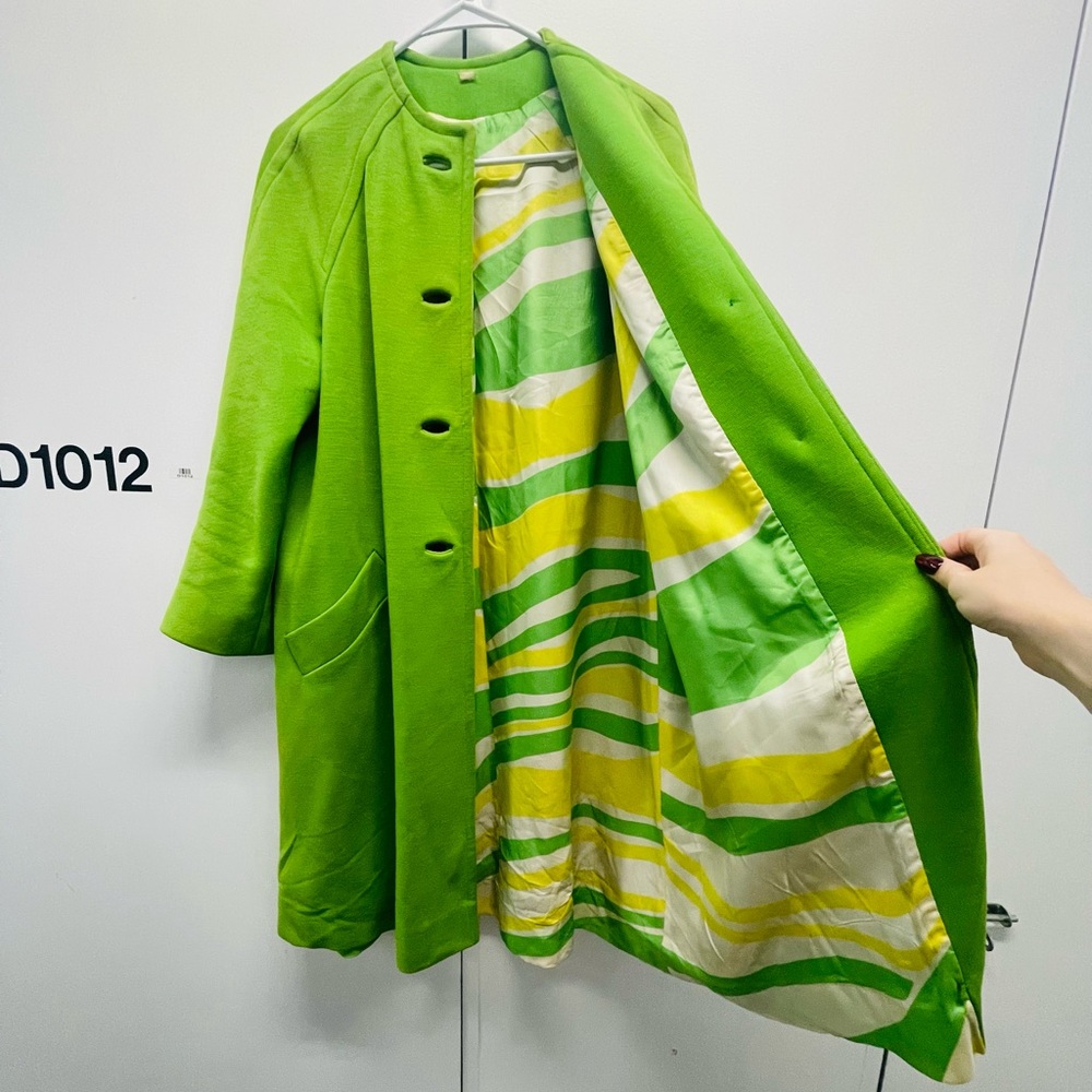 vintage MOD 60s lime green wool swing coat